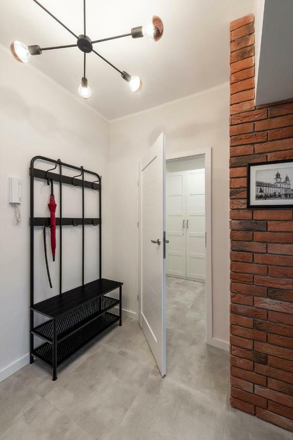 Apartament Ogrod Krasinskich Varşovia Exterior foto